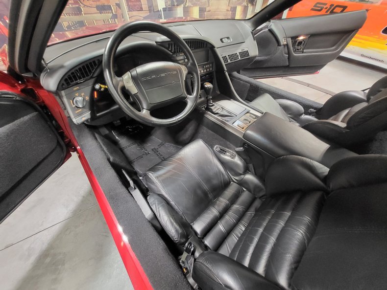 1991 Chevrolet Corvette 10