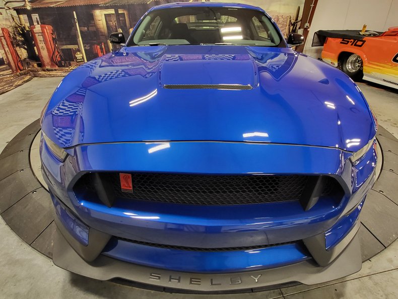 2018 Ford Shelby GT350R 12
