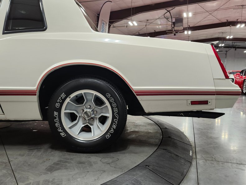 1988 Chevrolet Monte Carlo 6
