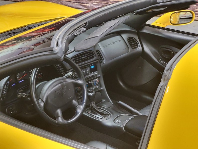 2001 Chevrolet Corvette 22