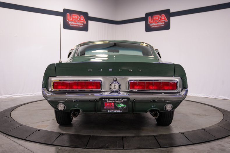 1968 Ford SHELBY GT500 FASTBACK 4