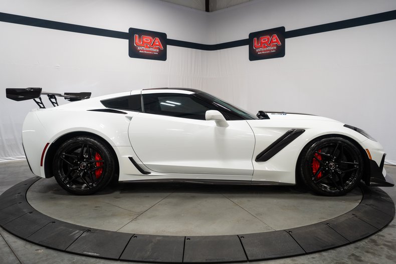 2019 Chevrolet Corvette ZR1 10