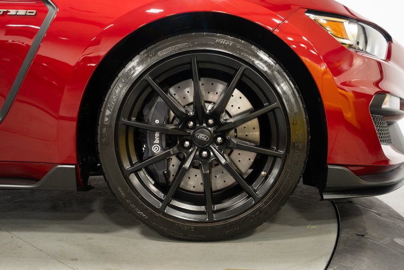 2017 Ford Shelby GT350 7