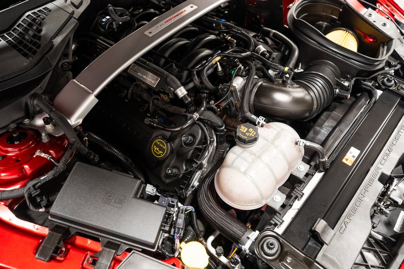 2017 Ford Shelby GT350 29
