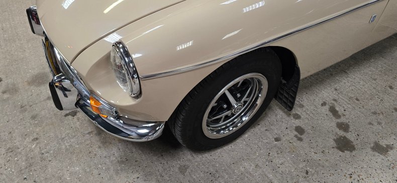 For Sale 1971 MG B - Roadster