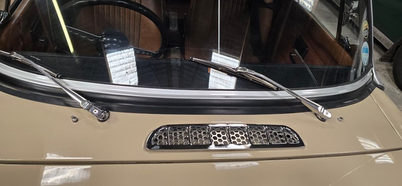 For Sale 1971 MG B - Roadster