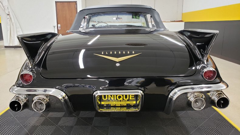 1957 Cadillac Eldorado 23