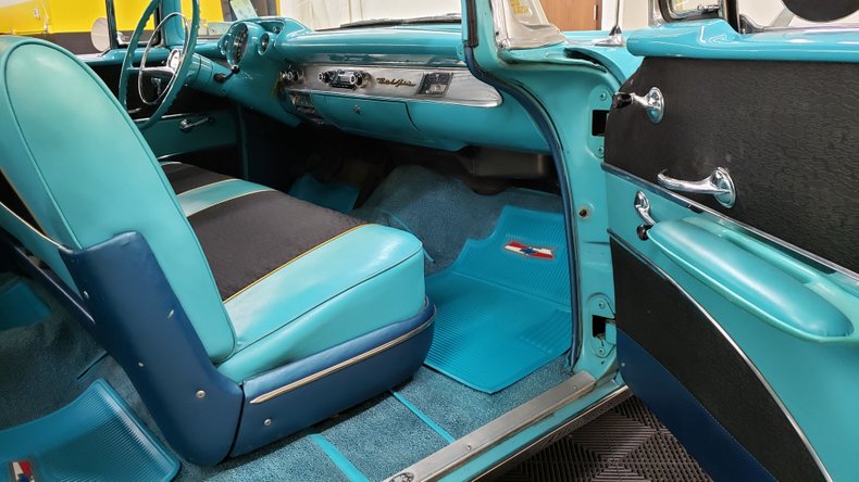 1957 Chevrolet Bel Air 34