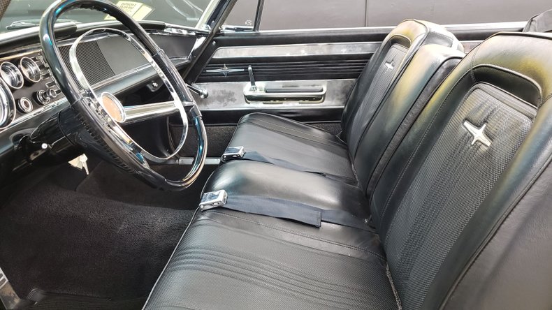 1964 Chrysler 300 29