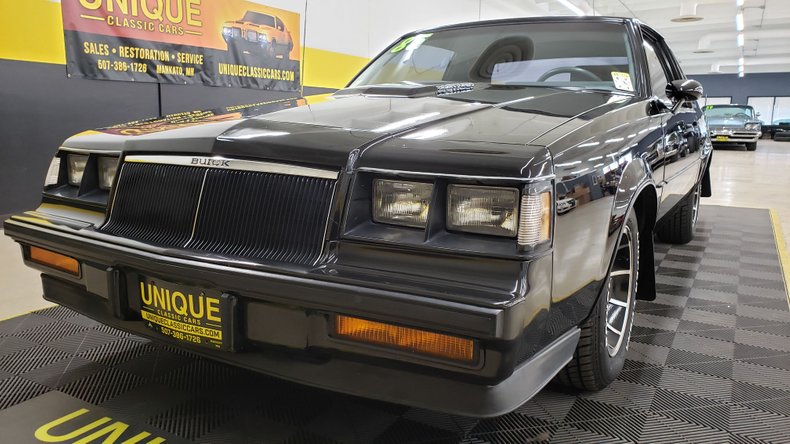 1985 Buick Grand National 10