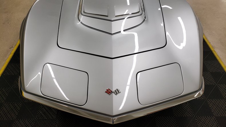 1970 Chevrolet Corvette 11
