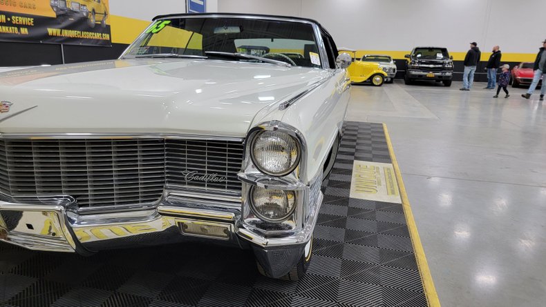 1965 Cadillac Deville 16