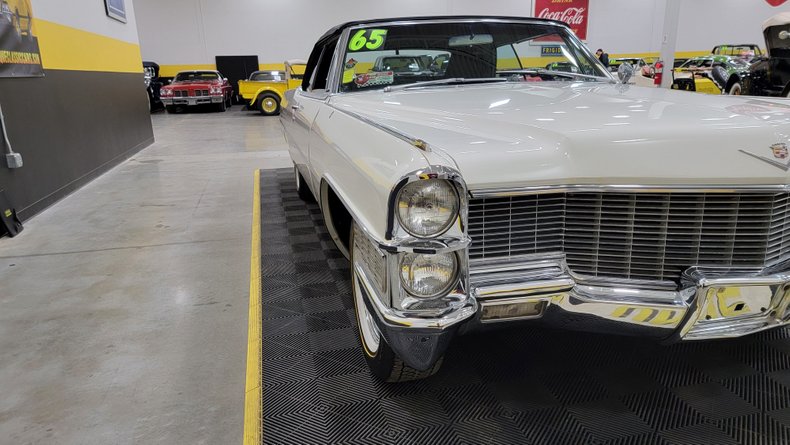 1965 Cadillac Deville 15