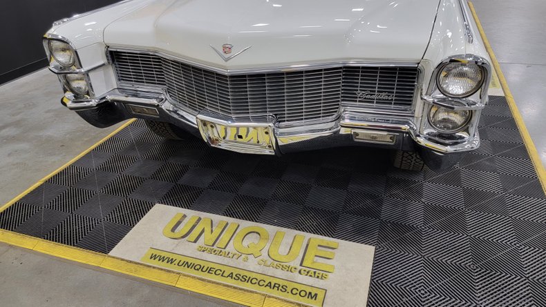 1965 Cadillac Deville 17