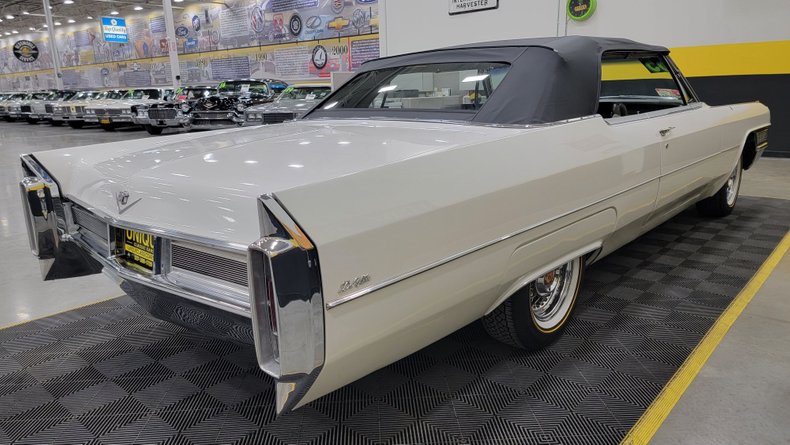 1965 Cadillac Deville 11