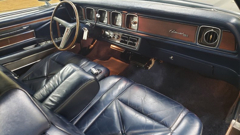 1971 Lincoln Continental 35