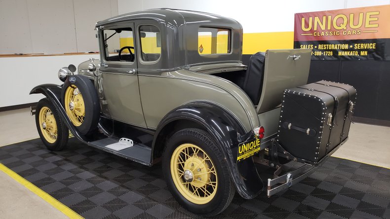 1930 Ford Model A 6