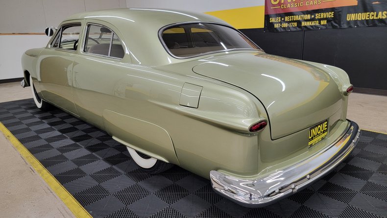 1951 Ford Custom 6