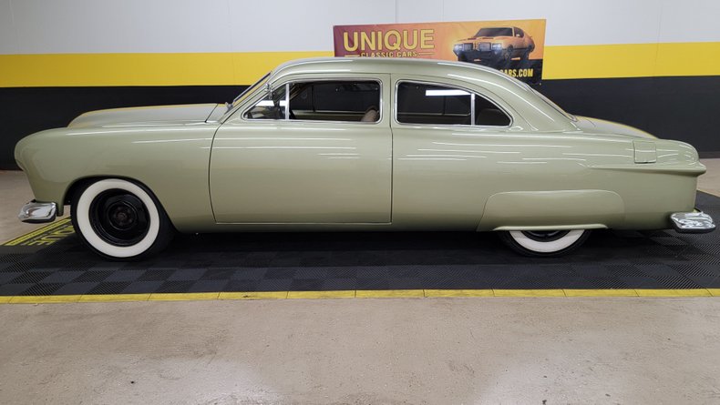 1951 Ford Custom 7