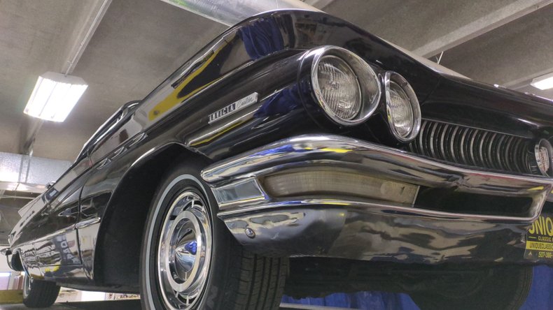 1960 Buick Invicta 96