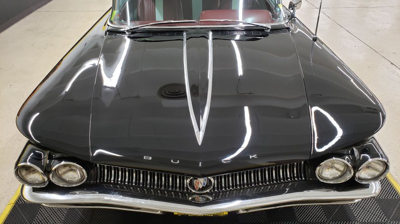 1960 Buick Invicta 28