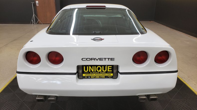 1990 Chevrolet Corvette 5