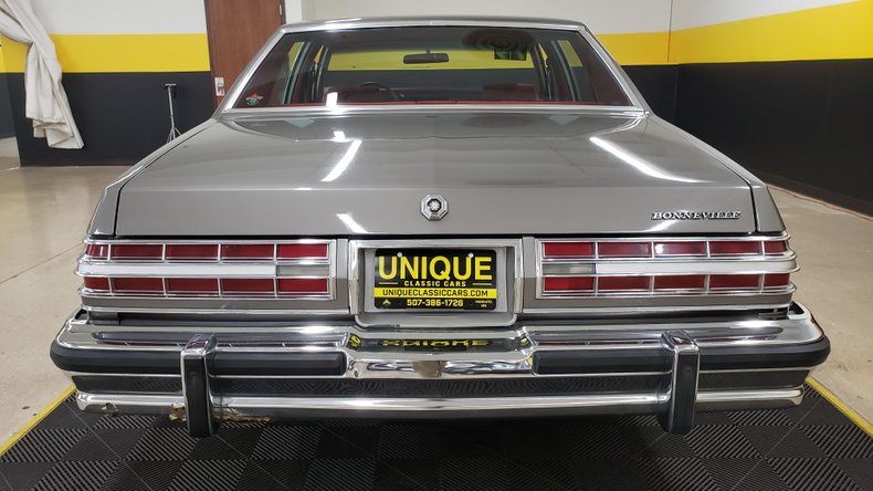 1979 Pontiac Bonneville 5