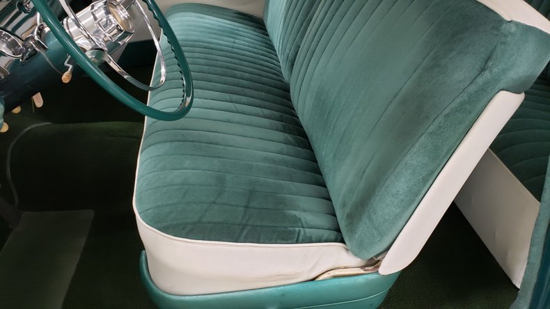 1956 Pontiac Chieftain 22