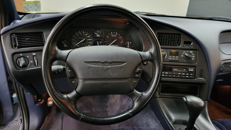 1995 Ford Thunderbird 28