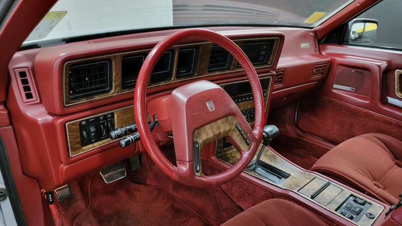 1986 Lincoln Mark VII 28