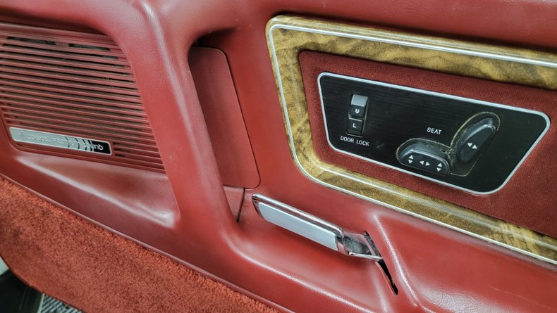 1986 Lincoln Mark VII 40