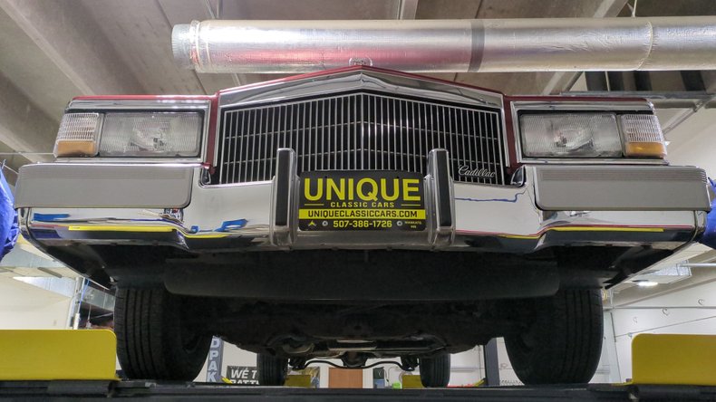 1992 Cadillac Brougham 100