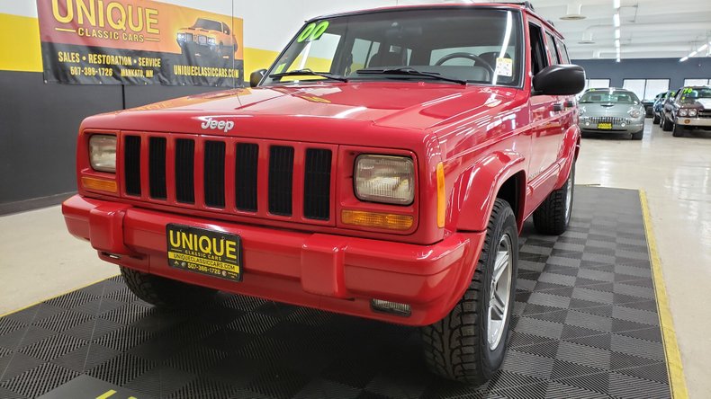 2000 Jeep Cherokee 10