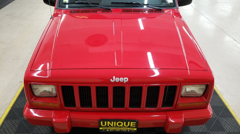 2000 Jeep Cherokee 11