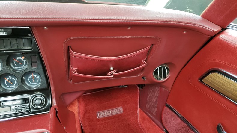 1975 Chevrolet Corvette 45
