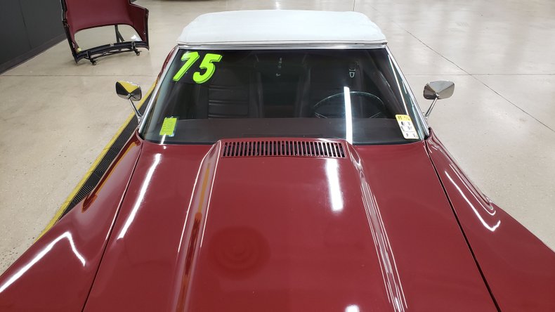 1975 Chevrolet Corvette 89