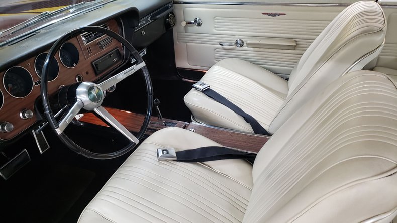 1967 Pontiac GTO 19