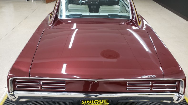 1967 Pontiac GTO 68
