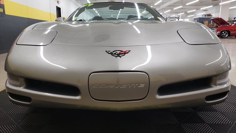 1999 Chevrolet Corvette 8