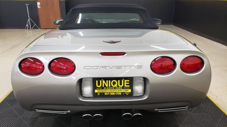 1999 Chevrolet Corvette 21