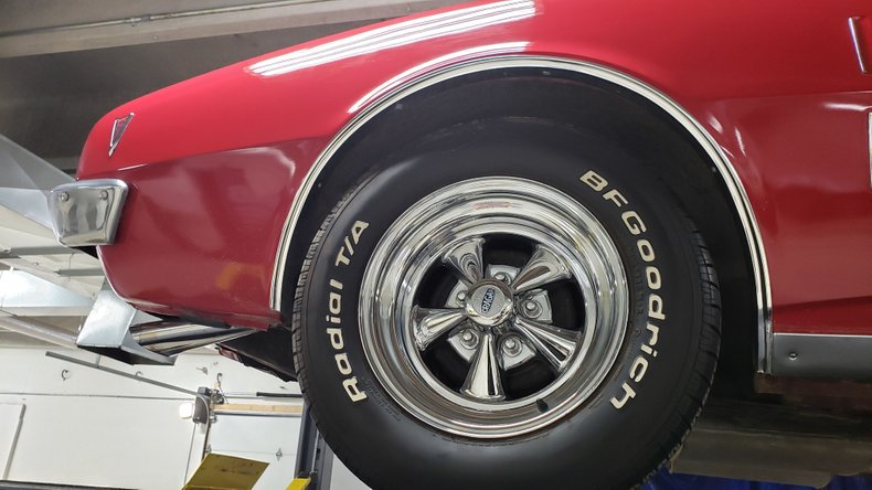 1968 Pontiac Firebird 98