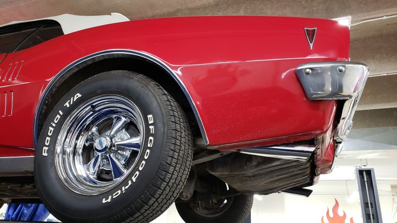 1968 Pontiac Firebird 100