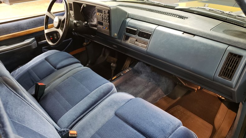 1990 Chevrolet Scottsdale 38