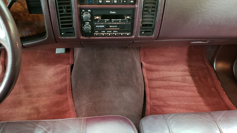 1995 Cadillac Fleetwood 30