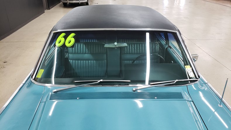 1966 Lincoln Continental 12