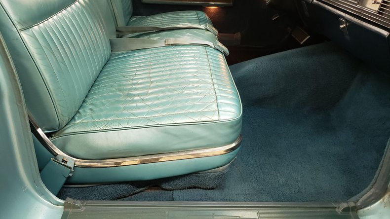1966 Lincoln Continental 37