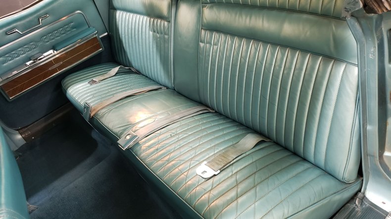 1966 Lincoln Continental 49