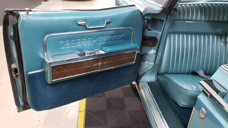 1966 Lincoln Continental 51