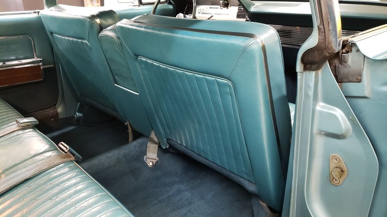 1966 Lincoln Continental 54