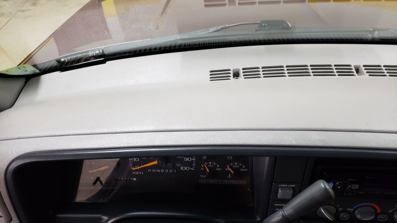 1997 Chevrolet C1500 33